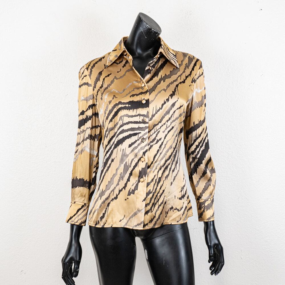 ST. John Women's Silk Tiger Print Blouse Long Sleeve size 4 - Picture 2 of 9